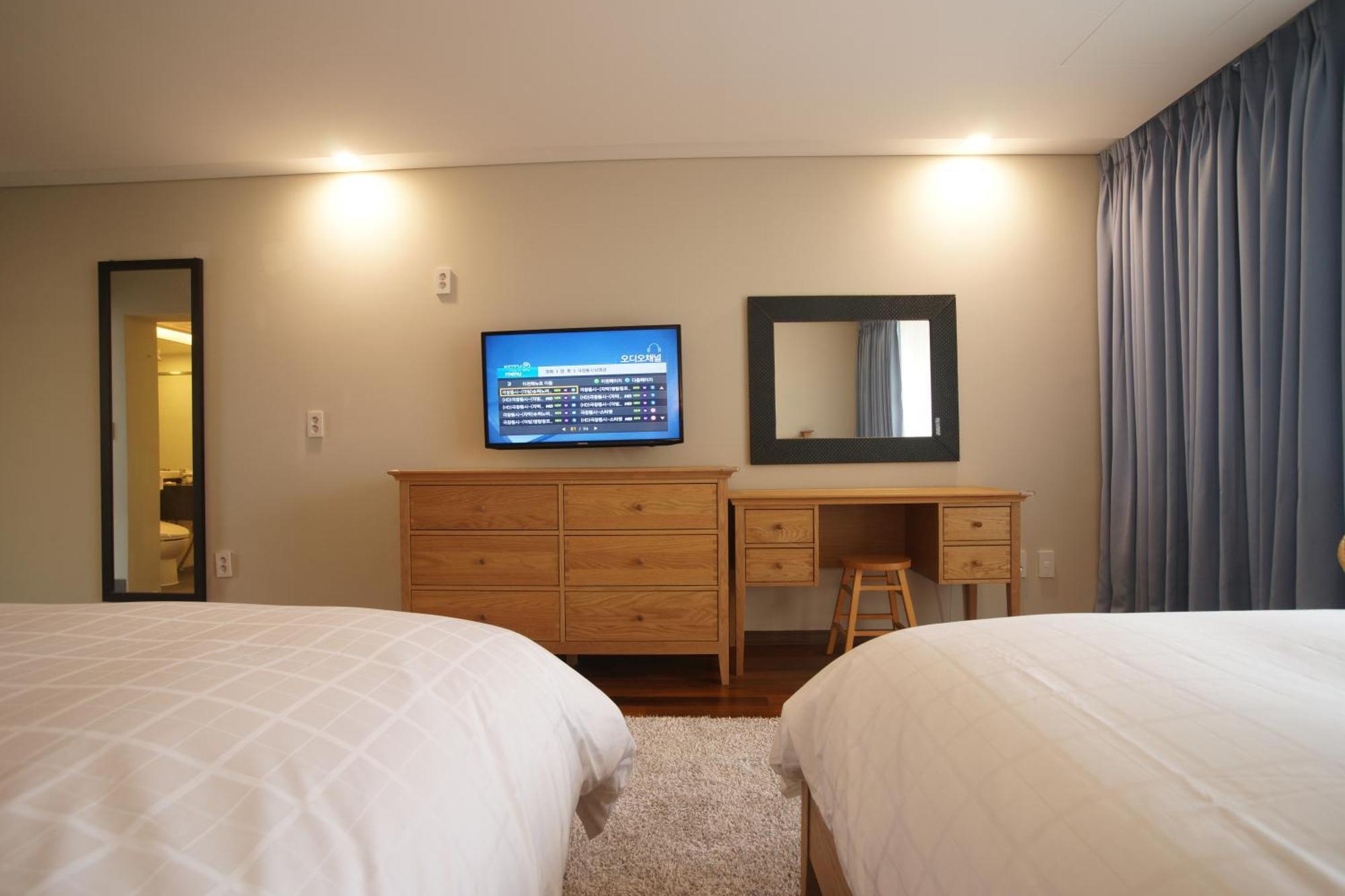 Illeinn Hotel Szogüpho Kültér fotó