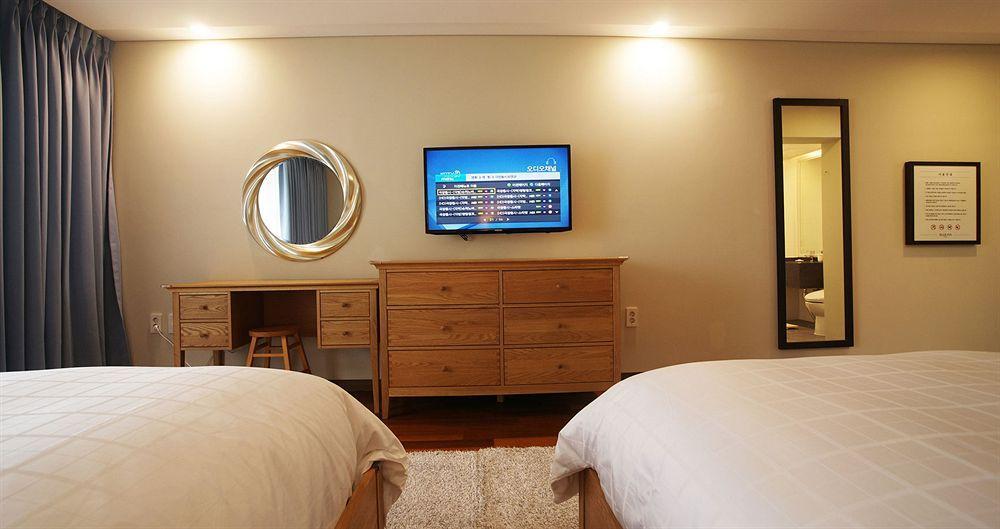 Illeinn Hotel Szogüpho Kültér fotó